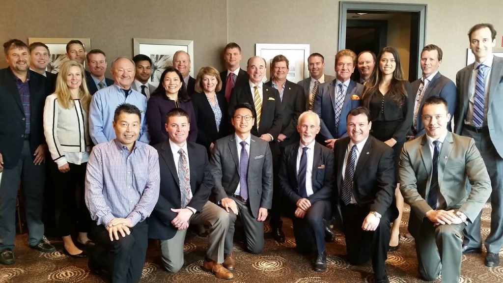 Refractive Surgery Alliance in "The Windy City" hosted a "game changing" event at the Trump International Hotel & Tower overlooking the "Magnificent Mile" and the beautiful Chicago River.